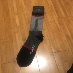 Kenneth Cole Empire State Building Socks